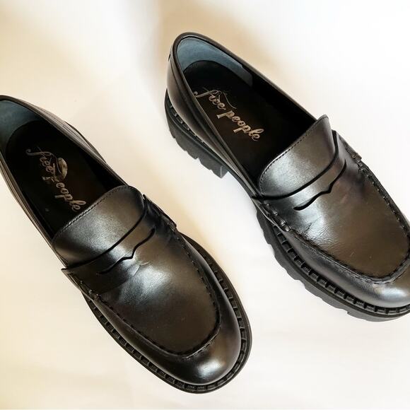 Free People Lyra Lug Sole Leather Penny Loafer in Black from Revolve size 40 - Picture 2 of 4